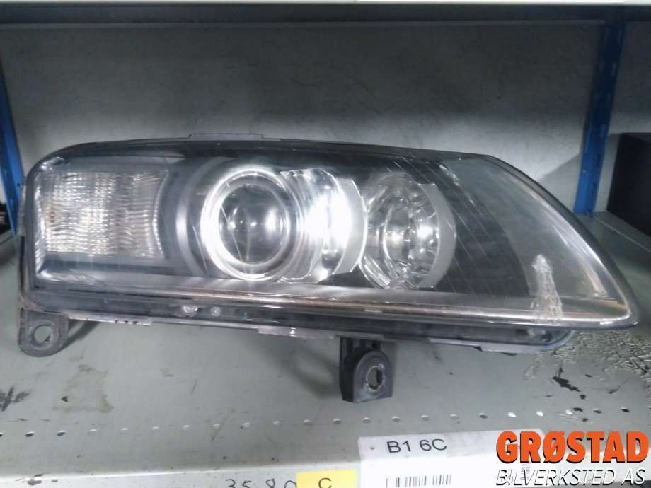 Frontlykt høyre xenon til Audi A6 2005-2008 (Type III, Fase 1) (C6) (C6) (4F0 941 030 AK|4F0 941 030 FF|)