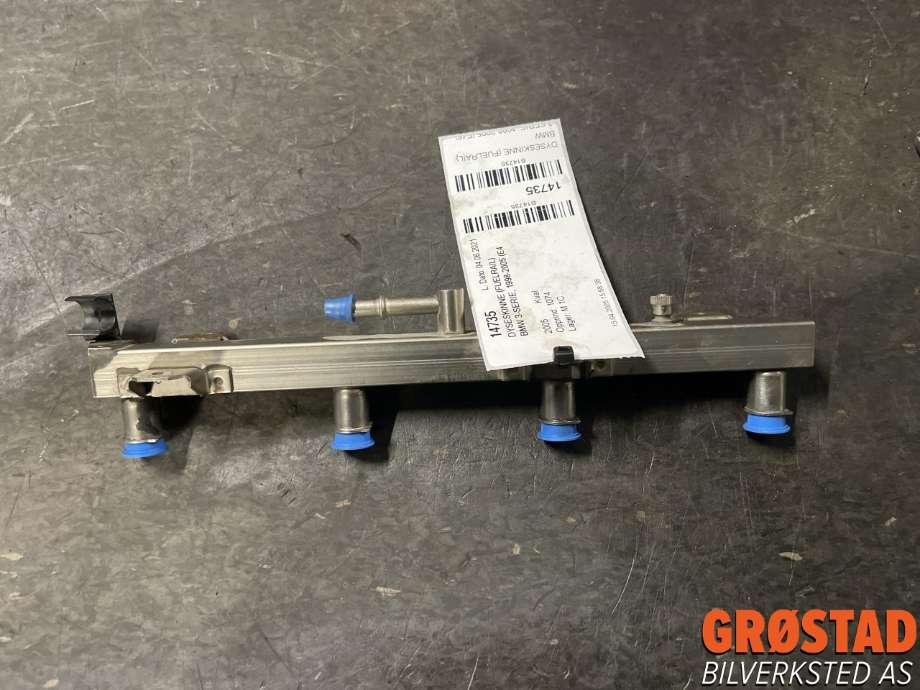 Dyseskinne (fuelrail) til BMW 3-Serie 1998-2005 (E46) (E46) (13537521634|)