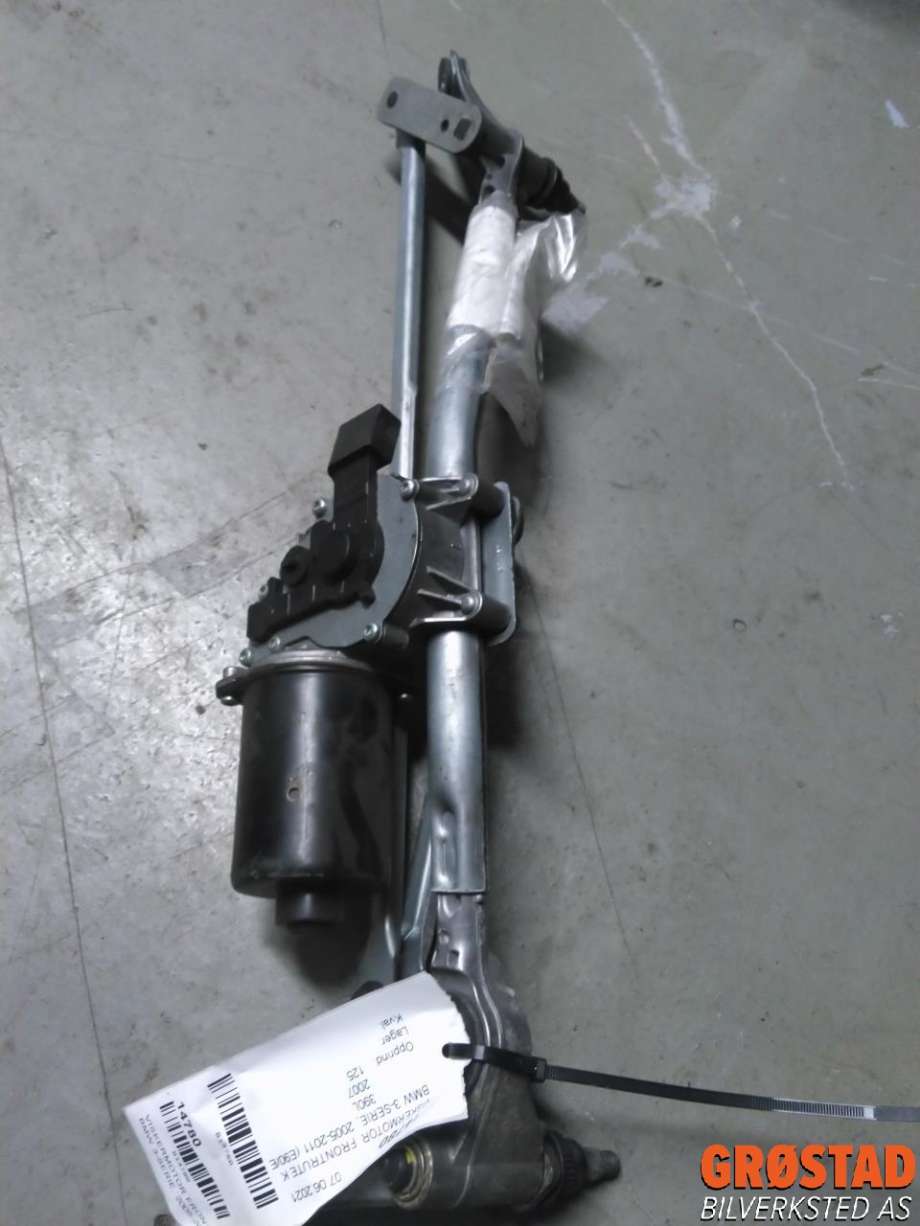 Viskermotor frontrute komplett m/overføring til BMW 3-Serie 2005-2011 (E90/E91/E92/E93) (E90/E91/E92/E93) (61 61 7 161 711|)
