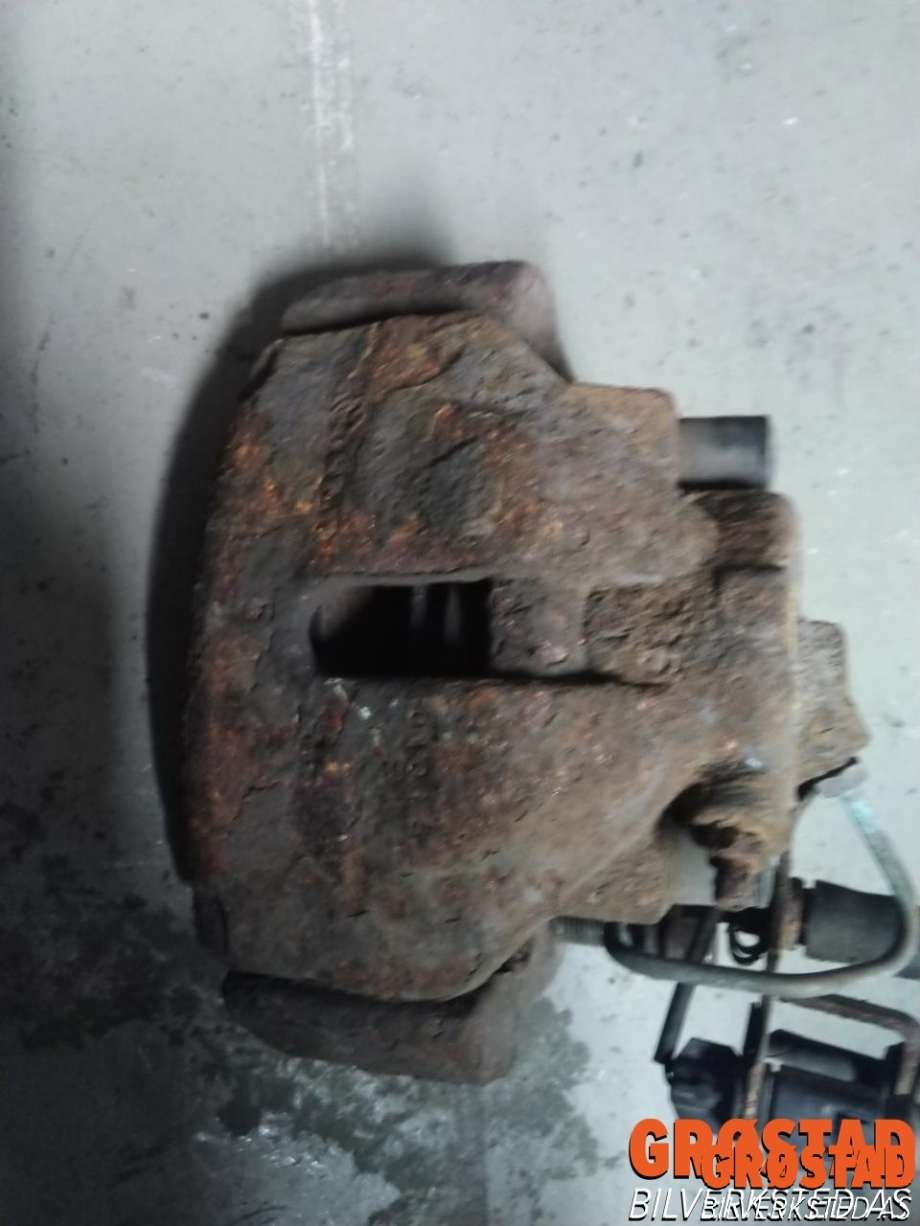 Bremsecaliper høyre foran til Audi A6 2005-2008 (Type III, Fase 1) (C6) (C6) (4B0615124|)