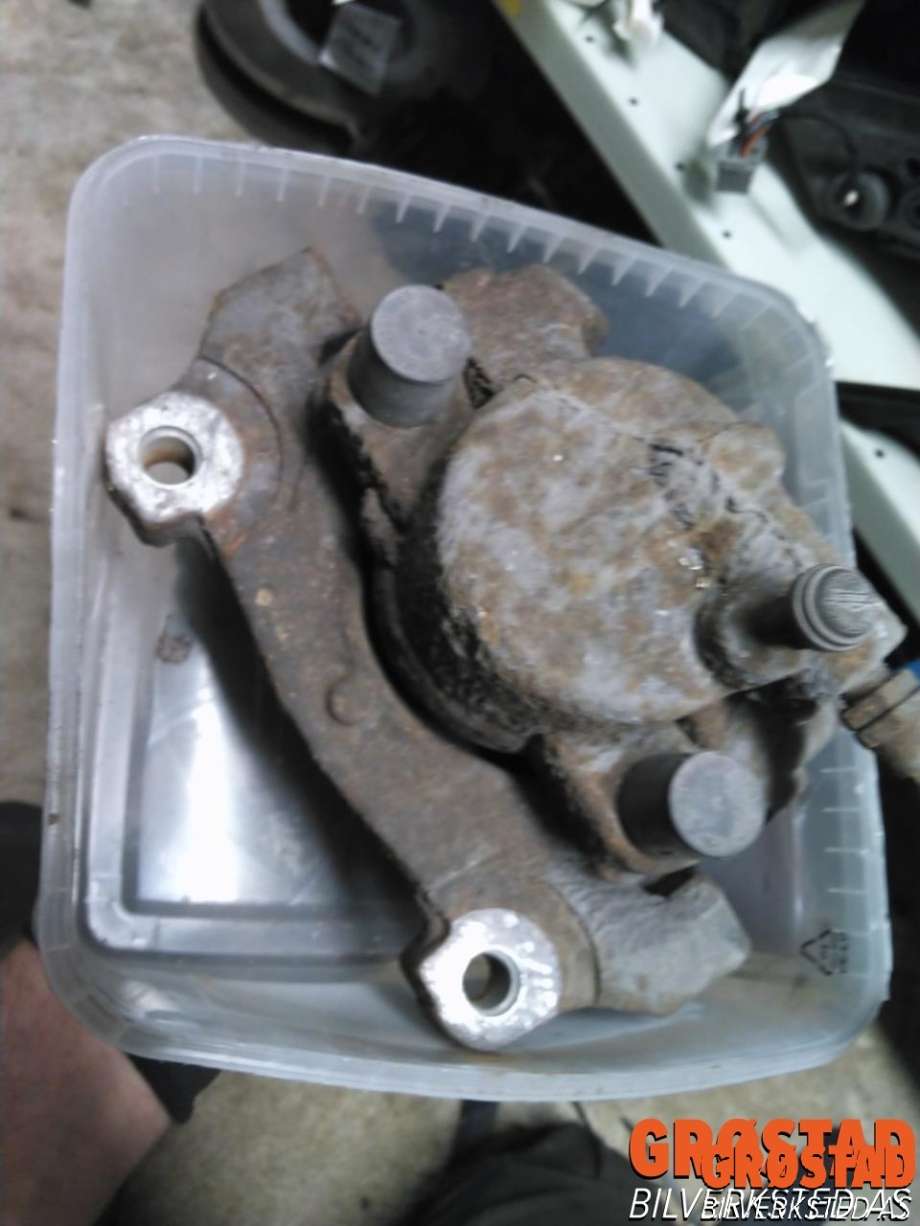 Bremsecaliper høyre foran til Land Rover Freelander 2007-2014 (Type II)  (LR000568|)