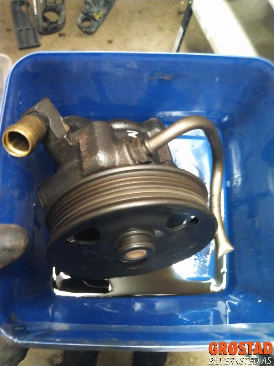 Servo pumpe mekanisk til Ford Mondeo 1993-1996 (Type I)