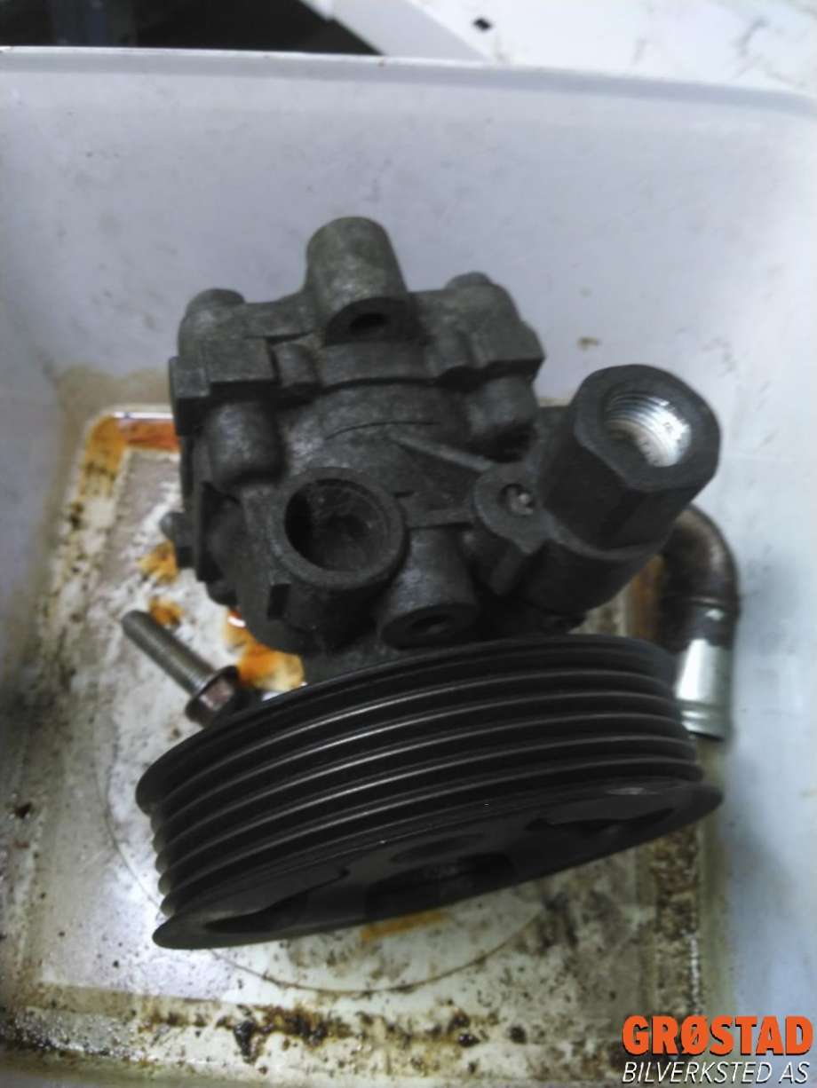 Servo pumpe mekanisk til Jeep Compass 2007-2009 (Type I, Fase 1)  
