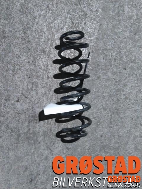 Fjær bak spiralfjær til VW Golf IV, 1998-2003  (1J0 511 115 AR)