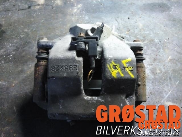 Bremsecaliper høyre foran til Mercedes E-Klasse, 2009-2013 (Fase 1) (W212) (W212) (A 204 421 24 81)