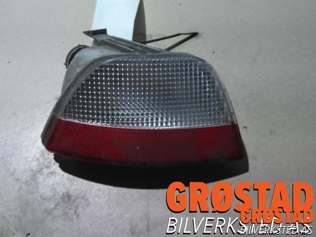 Baklykt fra støtfanger til Ford Focus 2004-2007 (Type II, Fase 1)