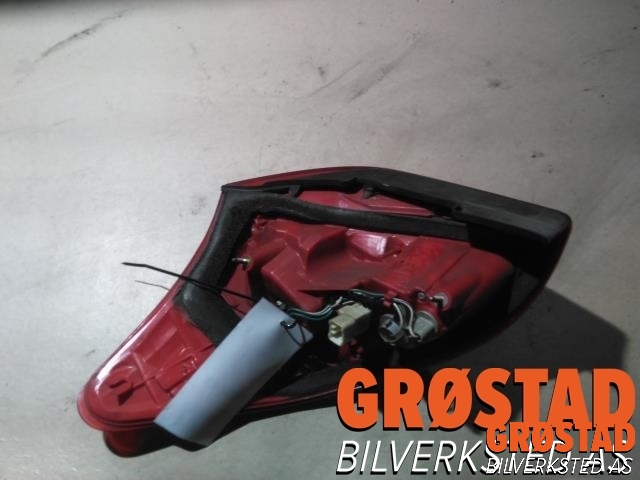 Baklykt høyre til Toyota RAV4 2006-2009 (Type III, Fase 1)  (8155142091|)