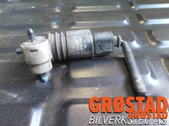 Spylerpumpe foran til VW Polo, 2002-2005 (Type IV, Fase 1)  (01057010900320811522013110L451279203253601)