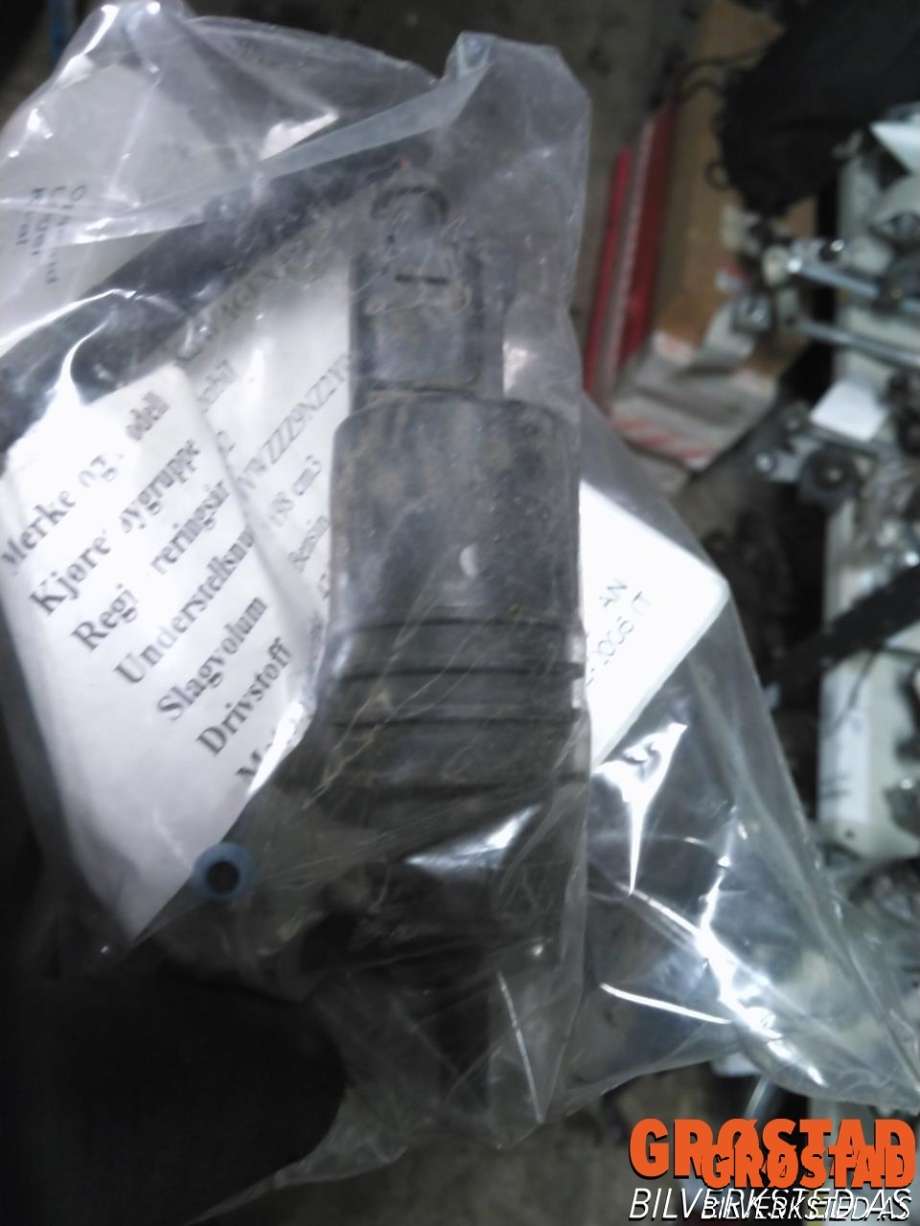 Spylerpumpe foran til VW Polo 2002-2005 (Type IV, Fase 1)  (01057010900320811522013110L451279203253601|)