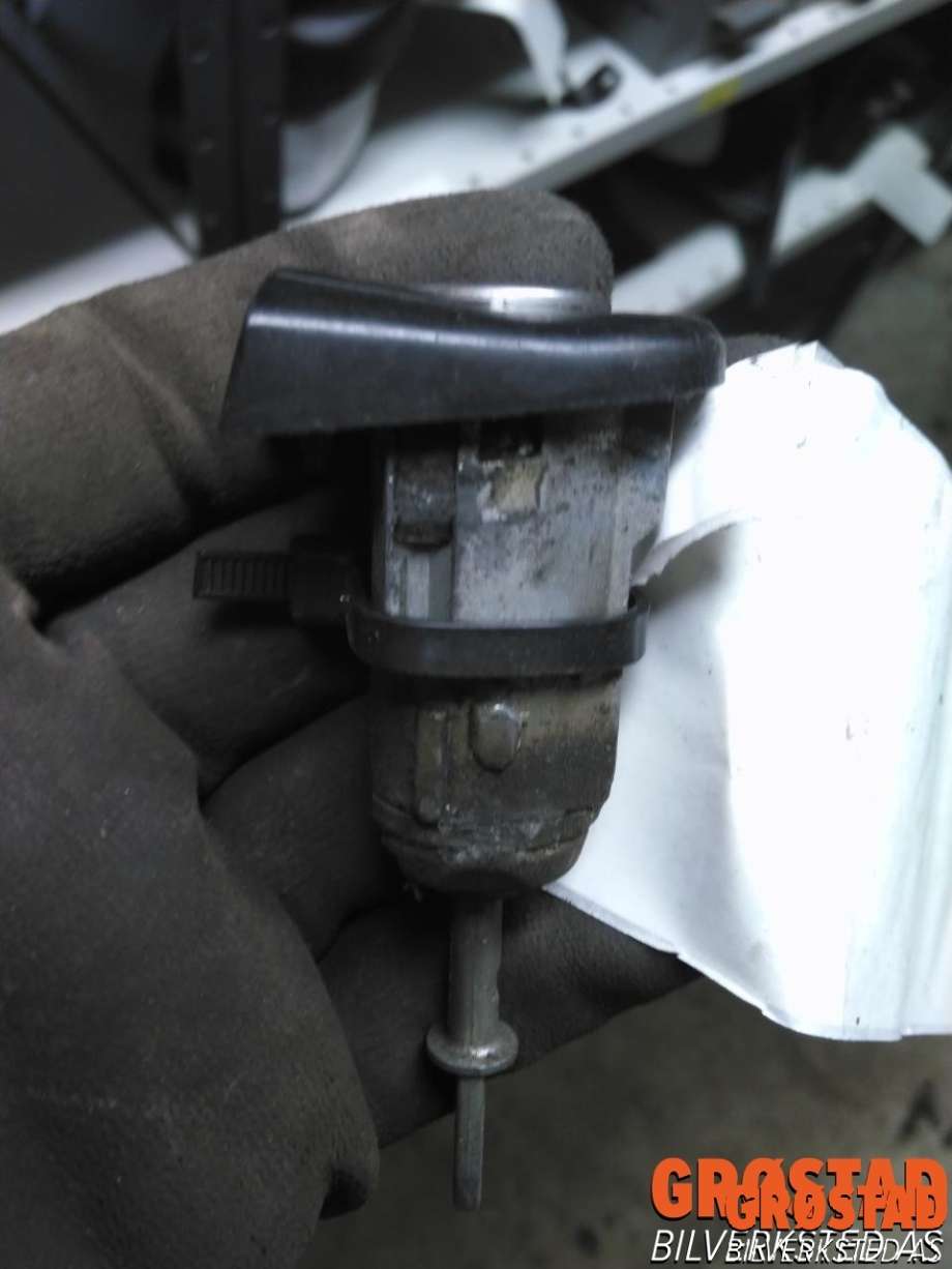 Låsekasse høyre til VW Golf III 1992-1997  