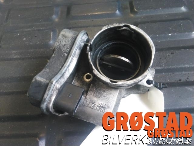 Spjeldhus til VW Passat 2005-2010 (B6) (B6) (03G128063B|)