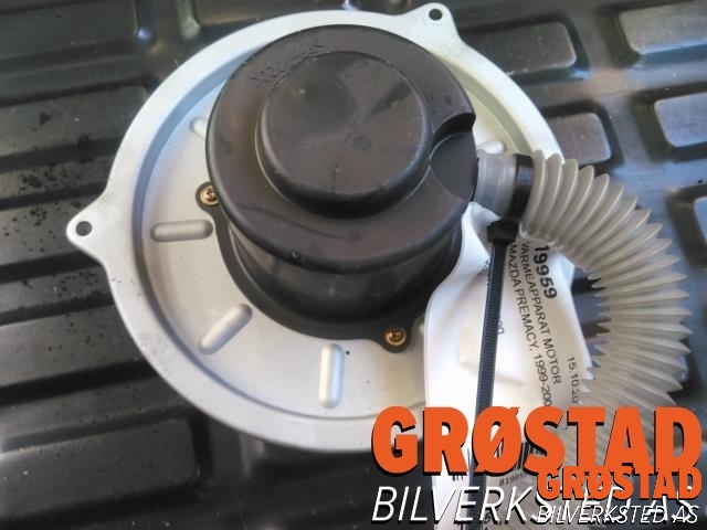 Varmeapparat motor til Mazda Premacy 1999-2005 (GE4T61B10B|)