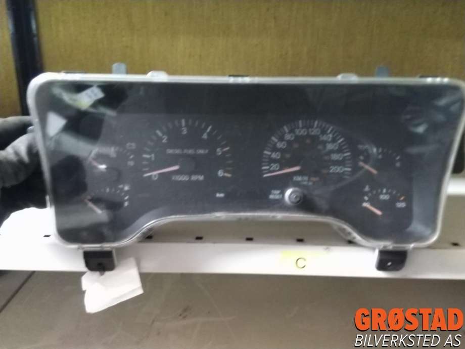 Instrumentpanel til Jeep Cherokee 1997-2001 (Type II, Fase 2)