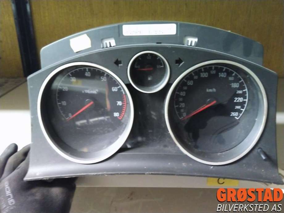 Instrumentpanel til Opel Astra H 2004-2009  (A2C53085860|)
