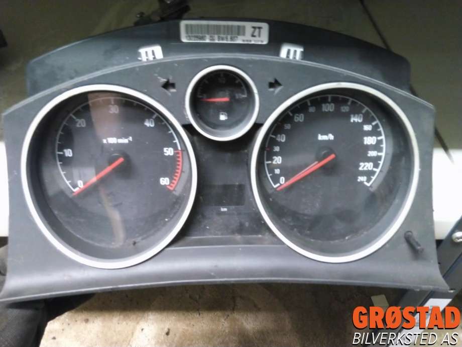 Instrumentpanel til Opel Astra H 2004-2009  (A2C3085860|)