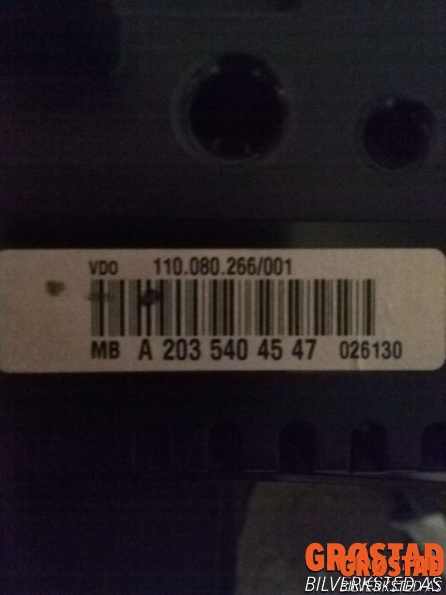 Instrumentpanel til Mercedes C-Klasse 2004-2007 (Fase 2) (W203) (W203) (A2C53020883|)