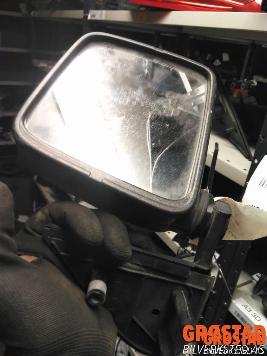 Speil høyre til Nissan King Cab 1986-1998 (D21) (D21) 