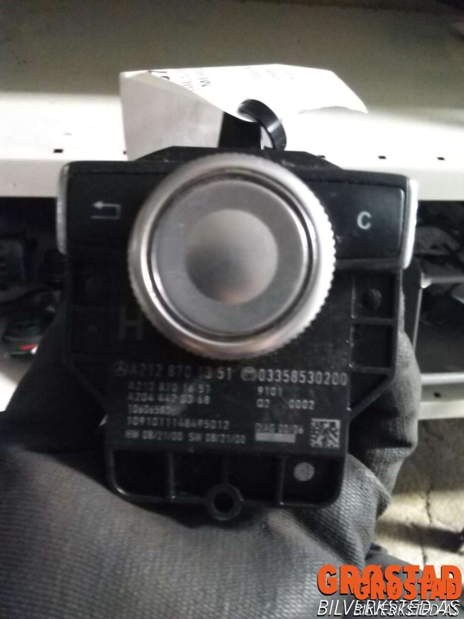 Bilstereo navigasjon betjeningspanel til Mercedes E-Klasse 2009-2013 (Fase 1) (W212) (W212) (A212 870 13 51|A204 442 03 68|)