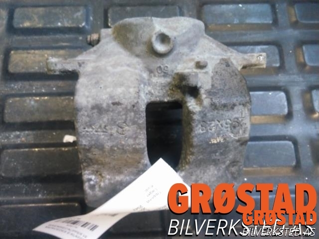Bremsecaliper venstre foran til Mercedes E-Klasse, 2009-2013 (Fase 1) (W212) (W212) (A 204 421 23 81)