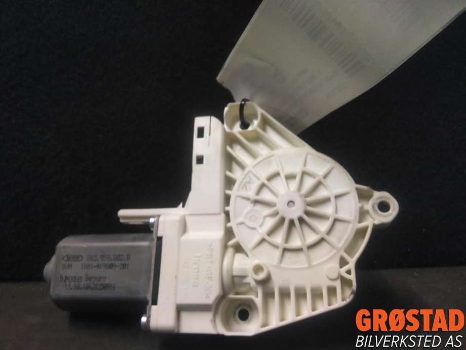 Ruteheis, kun motor, høyre foran til Audi A7 2010-2014 (Type I, Fase 1) (8K0 959 802 B|)