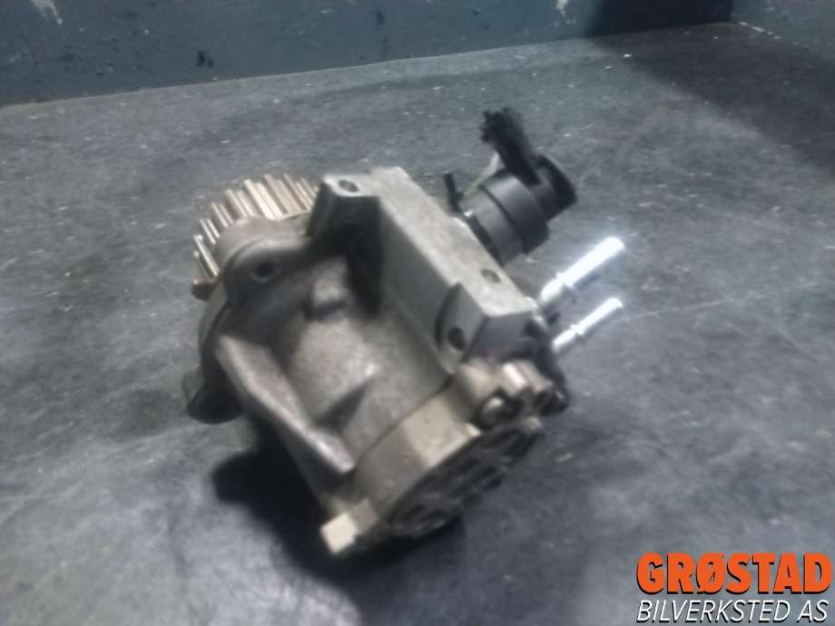Dieselpumpe til Peugeot Partner 2008-2015 (Type II, Fase 1)  (1920 RF|)