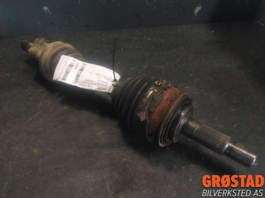 Drivaksel venstre foran, diesel/manuell til Toyota Hilux 2012-2016  (434300K050|)