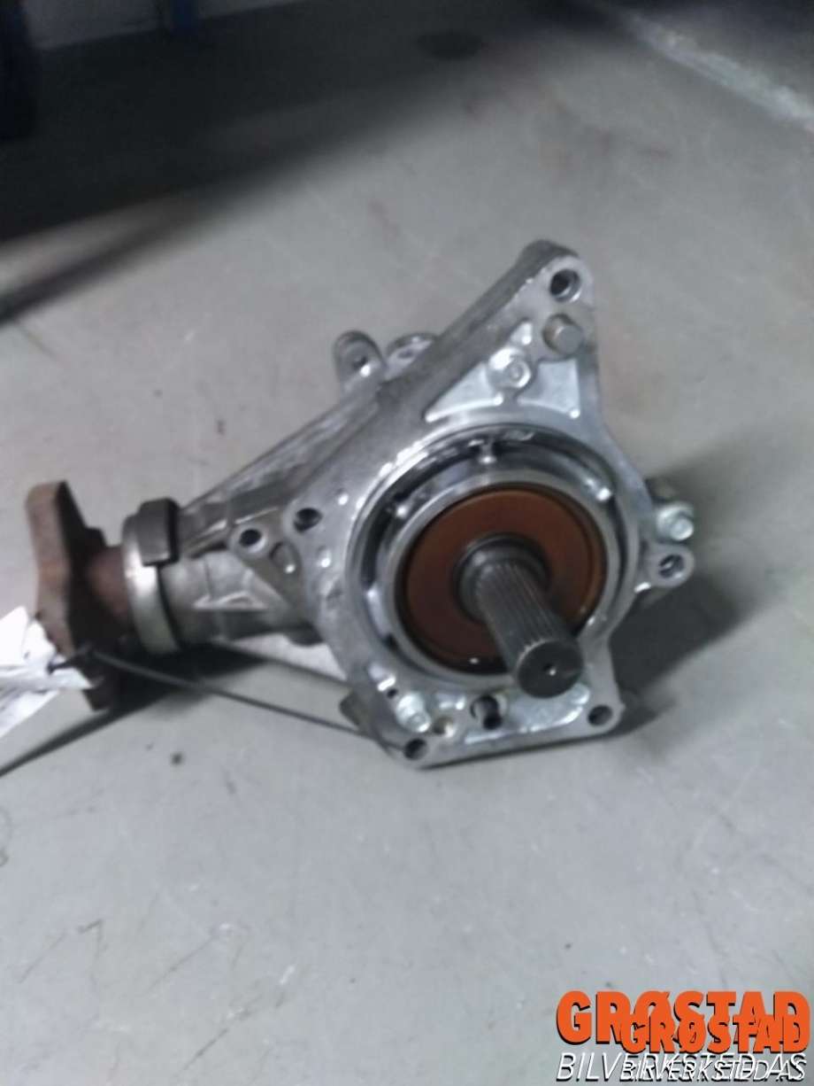 Kardang klokke foran til Nissan Qashqai 2014-2021 (Type II) (33100BB60A|)