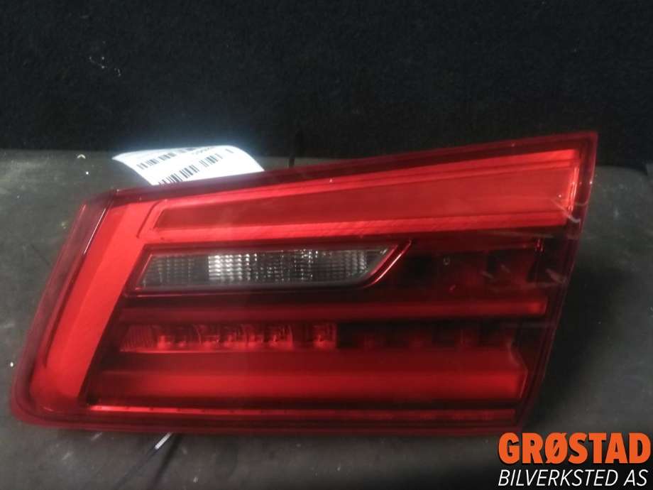 Baklykt høyre indre til BMW 5-Serie 2017-->> (G30/G31) (G30/G31) (63 21 7 376 474|)