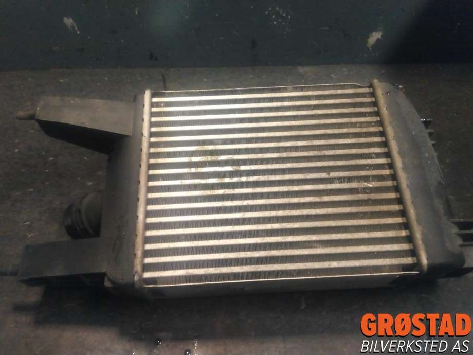 Intercooler til Nissan Pulsar 2014-->>