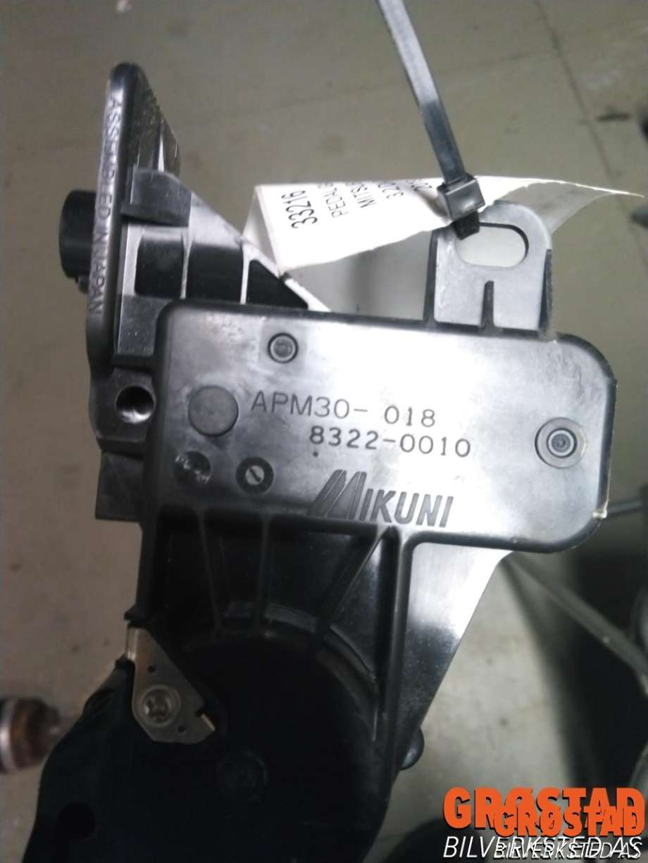 Pedal gass til Mitsubishi Pajero 2016-2019 (Type IV, Fase 2)  (1600A031|)