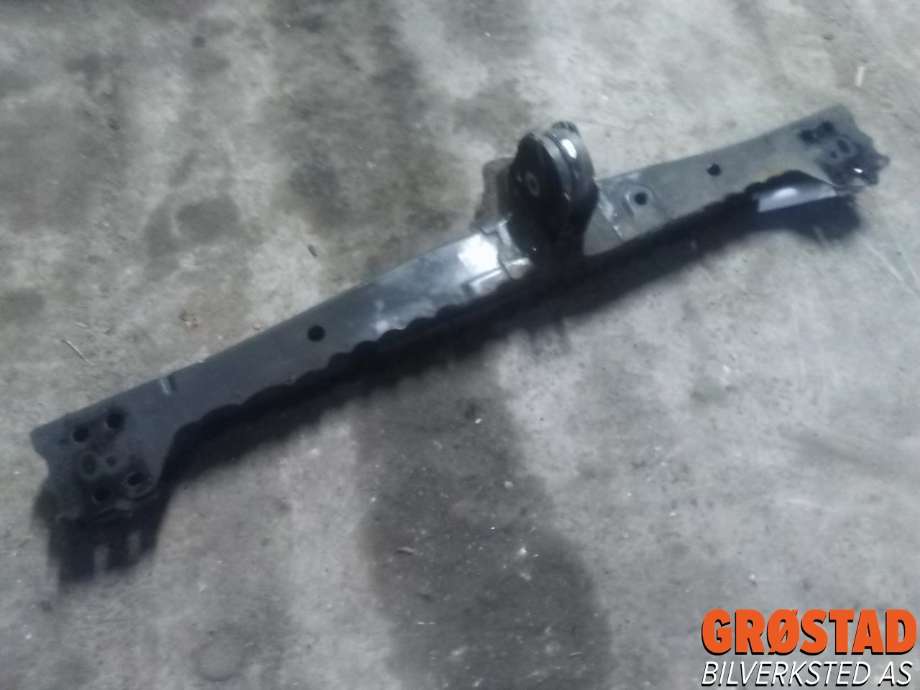 Frontplate nedre til Toyota Avensis 2009-2015 (Type III, Fase 1)
