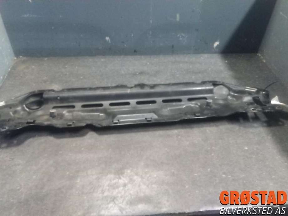 Frontplate øvre til BMW 5-Serie 2003-2010 (E60/E61) (E60/E61) (51 64 7 163 462|)