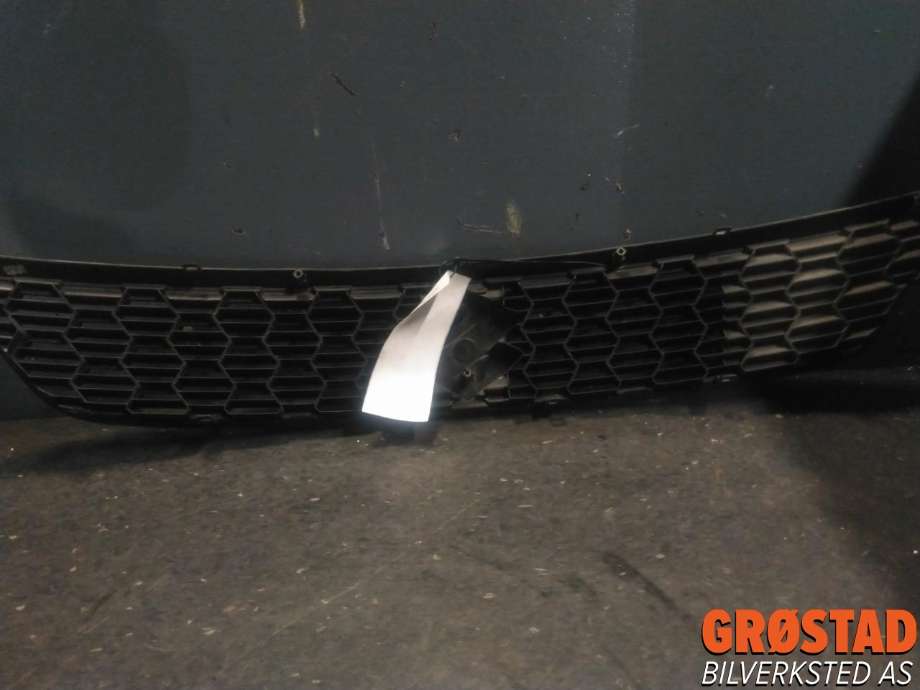 Grill til Suzuki Swift 2011-2017  (71741-60P00-5PK|)