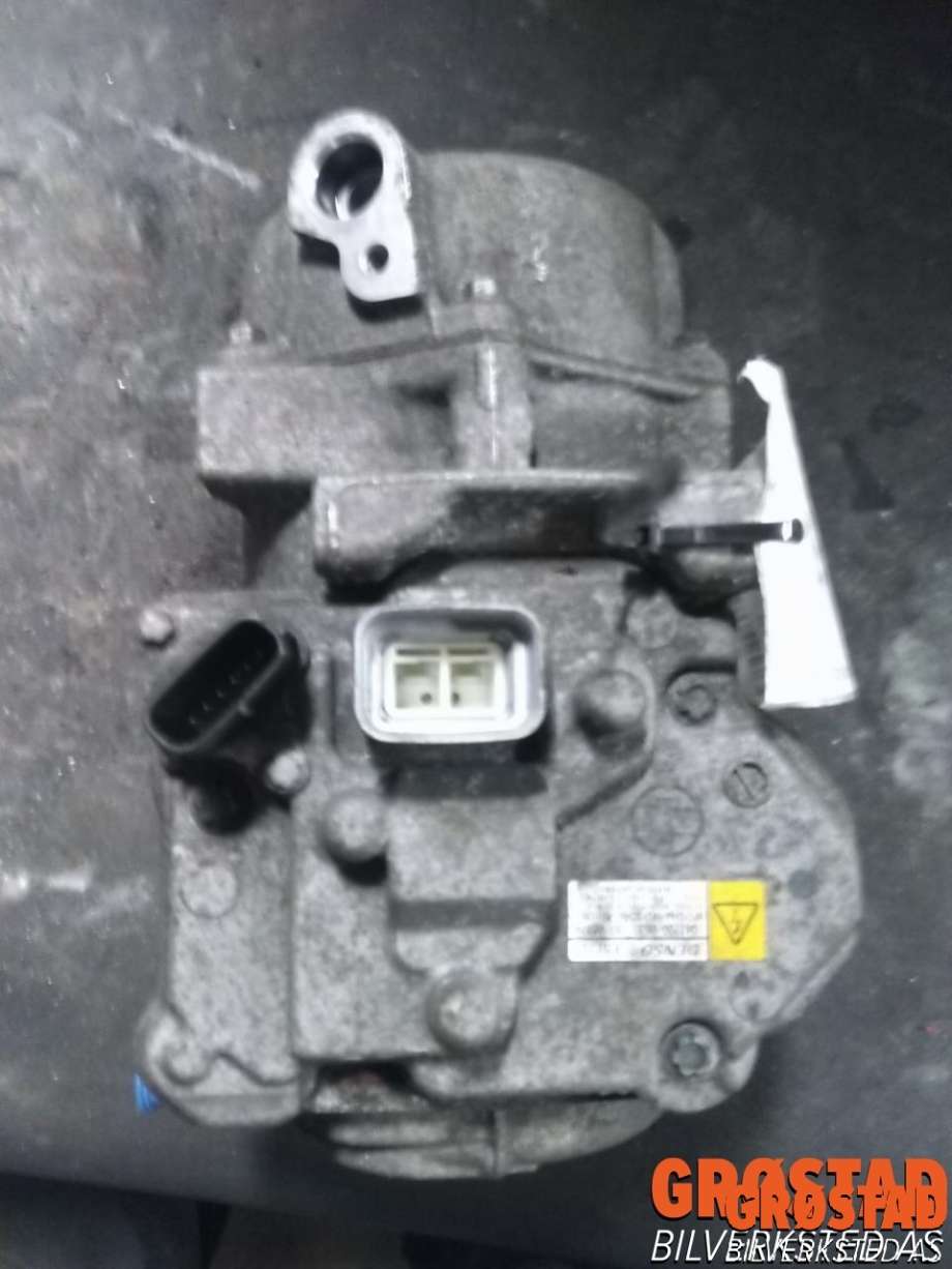 Aircondition kompressor til Toyota RAV4 2016-2019 (Type IV, Fase 2)  (8837033030|NBA-1181|)