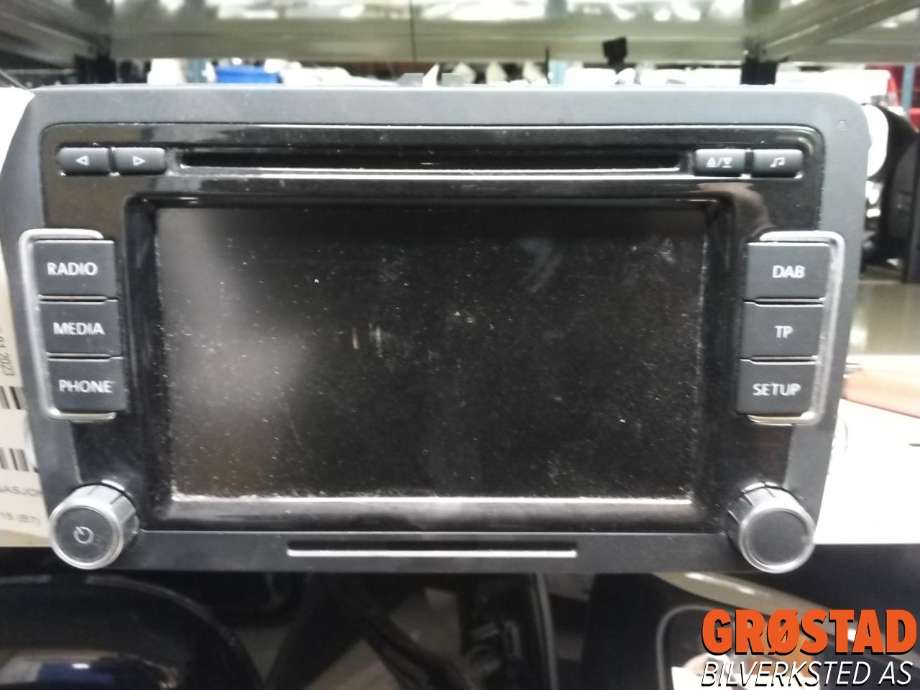 Bilstereo navigasjon til VW Passat 2011-2015 (B7) (B7) (3C8035195G|)