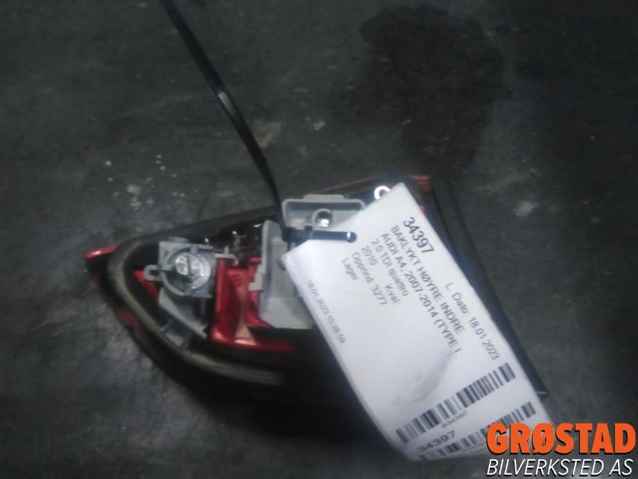 Baklykt høyre indre til Audi A4 2007-2014 (Type IV) (B8) (B8) (8K9 945 094 B|)