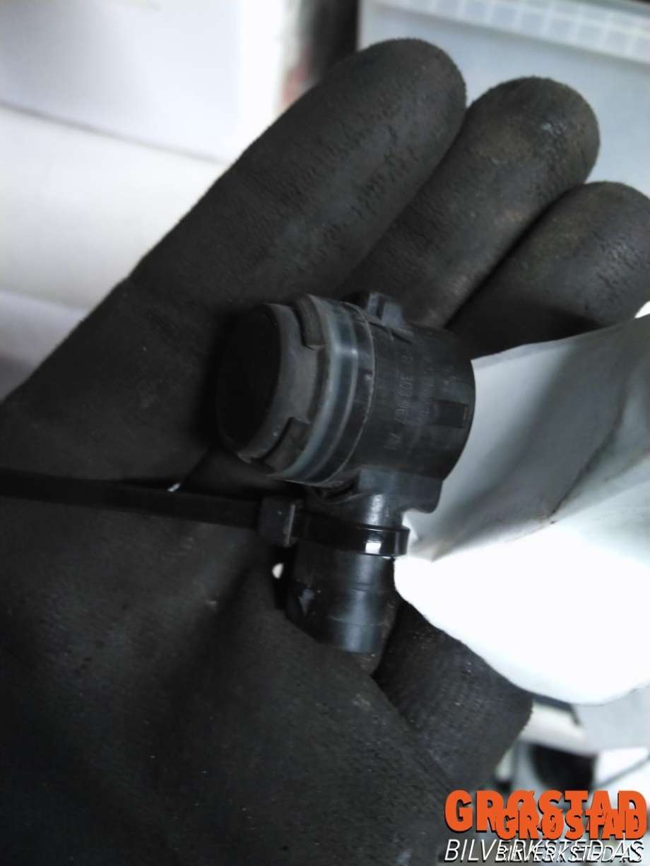 Parkeringssensor foran til BMW i3 2013-2022  