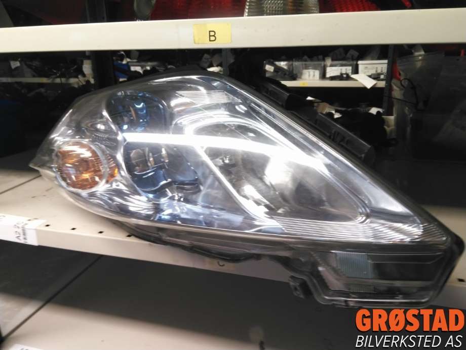 Frontlykt venstre halogen til Nissan Leaf 2011-2017 (Type I)  (260603NA3B|260603NA3C|)