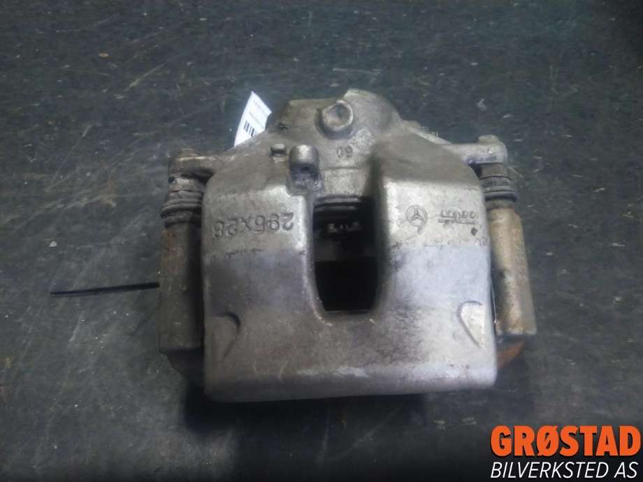 Bremsecaliper høyre foran til Mercedes E-Klasse, 2009-2013 (Fase 1) (W212) (W212) (A 204 421 24 81)