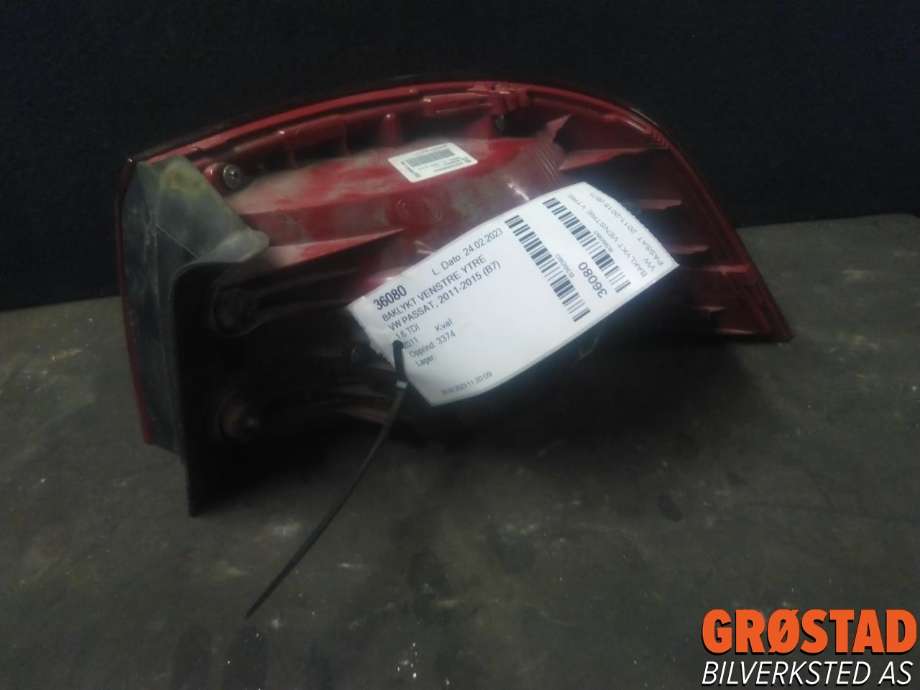 Baklykt venstre ytre til VW Passat 2011-2015 (B7) (B7) (3AF 945 095 E|)