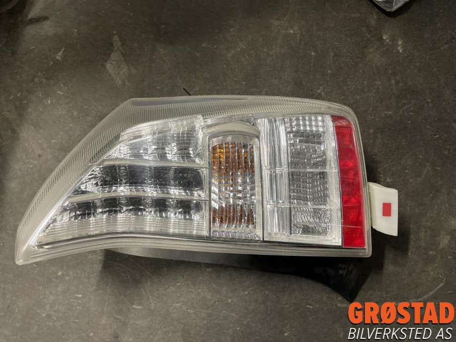 Baklykt høyre til Toyota Prius 2009-2016 (Type III) (COMBI) (COMBI) (8155147121|8155147122|)
