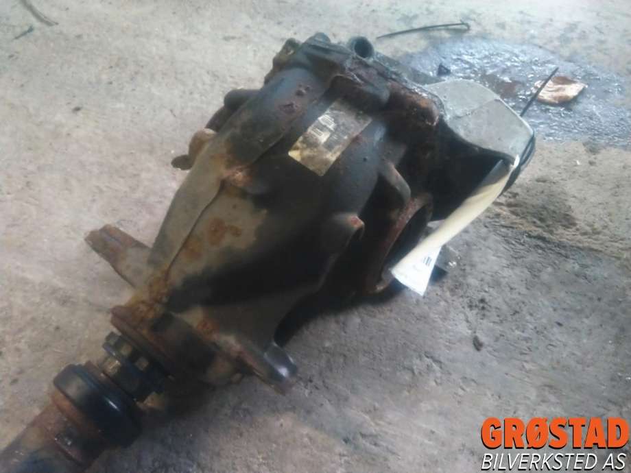 Kardang klokke bak til BMW 3-Serie 2012-2018 (F30/F31/F34) (F30/F31/F34) (33 10 7 624 780|)