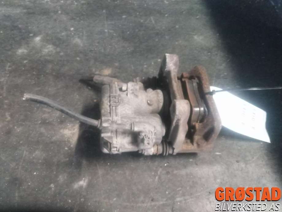 Bremsecaliper høyre bak, elektrisk til Mercedes A-Klasse 2012-2018 (W176) (W176) (A 000 423 24 81|)