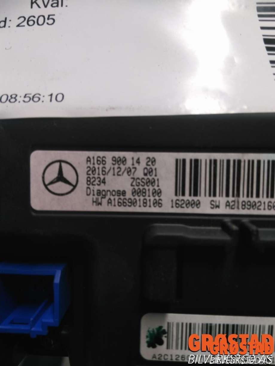 Bilstereo navigasjon skjerm til Mercedes GLE 2015-2018 (Fase 2) (W166) (W166) (A1669001420|)