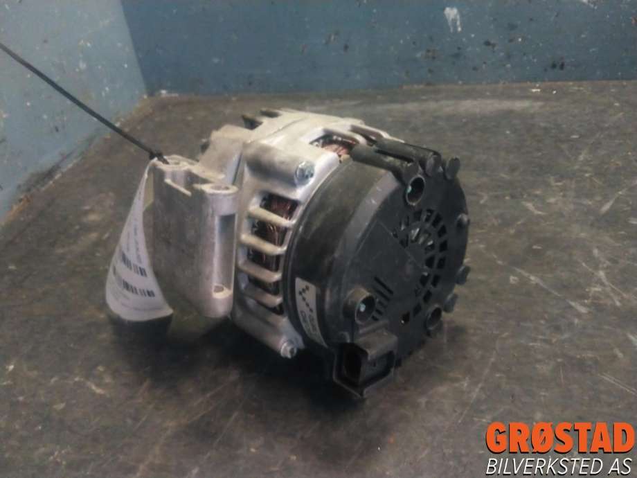 Dynamo diesel til Mercedes C-Klasse 2011-2014 (Fase 2) (W204) (W204) (A 000 906 78 02|NBG-4046|)