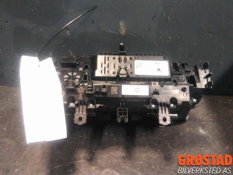 Instrumentpanel til Škoda Kodiaq 2017-->> (565 920 790 D|)