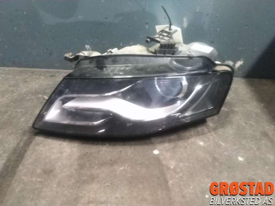 Frontlykt venstre xenon til Audi A4 2007-2014 (Type IV) (B8) (B8) (8K0 941 029 AQ|)