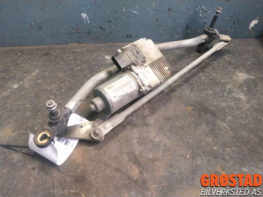 Viskermotor frontrute komplett m/overføring til Audi A4 2007-2014 (Type IV) (B8) (B8) (8K1 955 023 C|)
