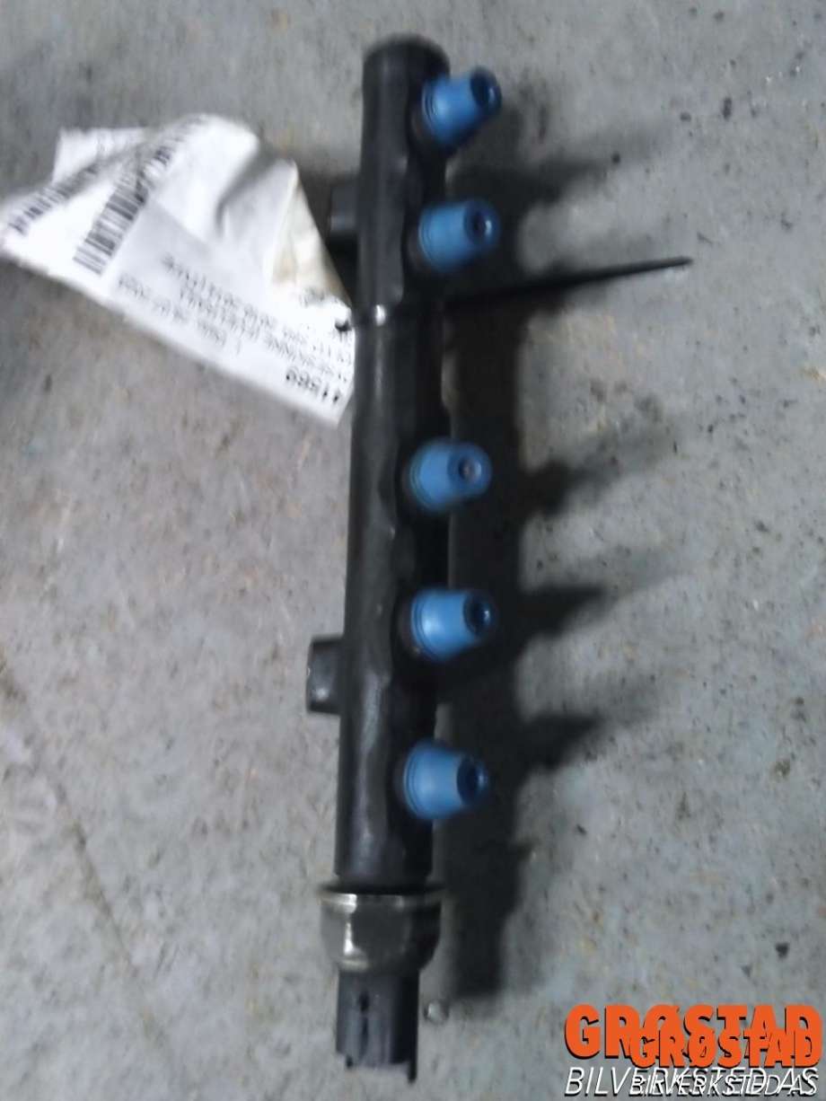Dyseskinne (fuelrail) til Volvo S60 2010-2014 (Type II, Fase 1)  (31422169|)