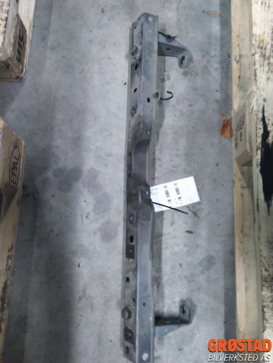 Frontplate øvre til Nissan Leaf 2011-2017 (Type I)  (F25113NLMH|)